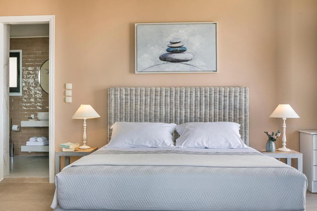 Martini Waterfront Suites Fiskárdo Eksteriør bilde